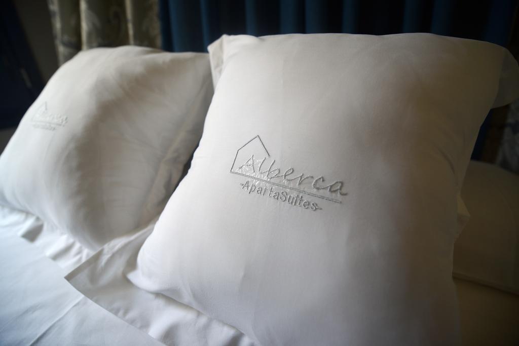 Apartasuites Alberca Deluxe Кордова Екстер'єр фото